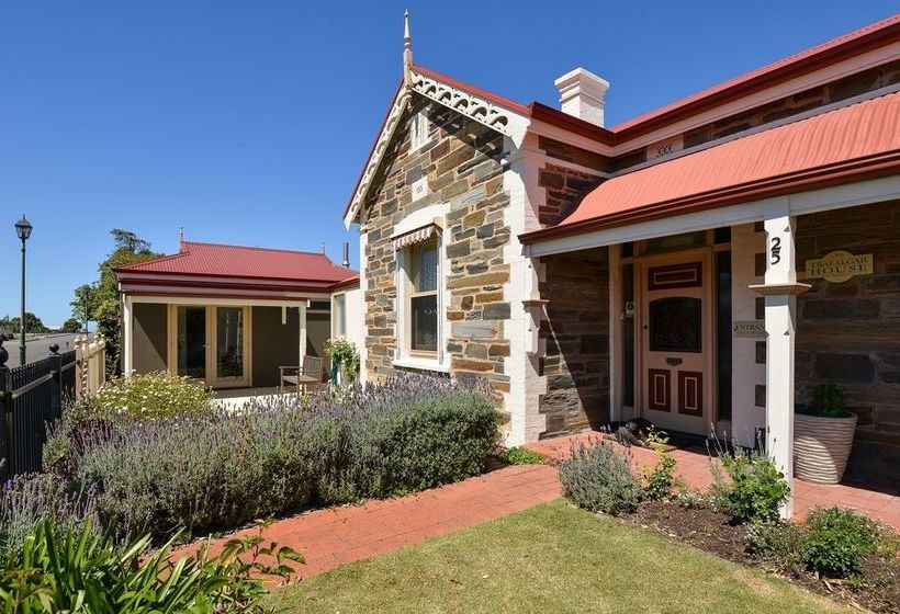 مبيت وإفطار Trafalgar Premium Vintage Suites