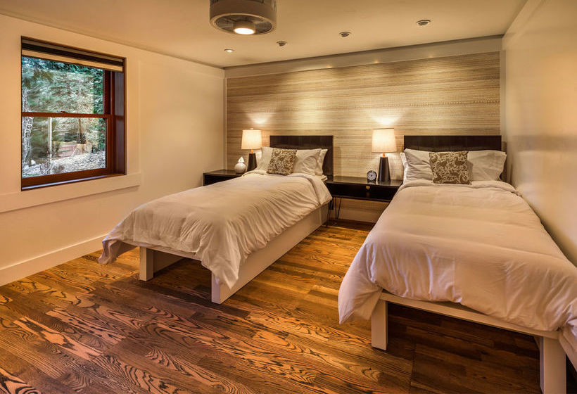 Cedar Crest Cottages