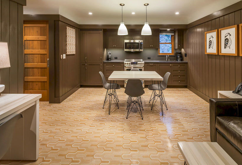 Cedar Crest Cottages