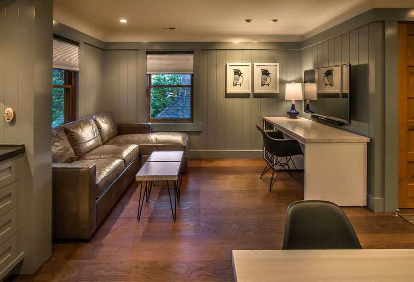 Cedar Crest Cottages