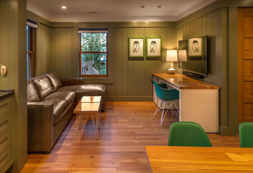 Cedar Crest Cottages