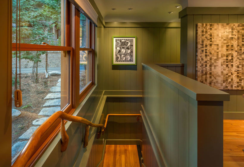 Cedar Crest Cottages