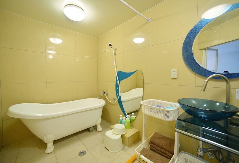 Condominium Ceaser Nakijin