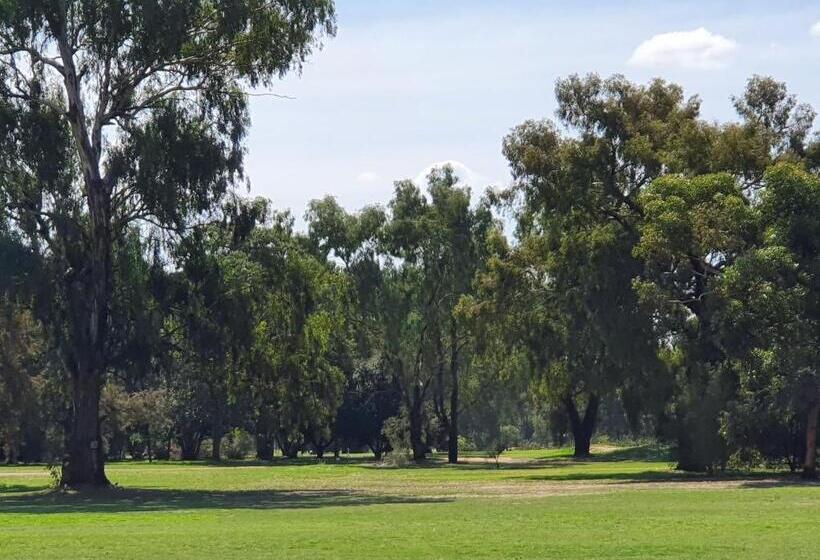 Corowa Golf Club Motel