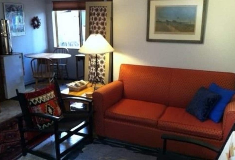 Elden Trails Bed And Breakfast