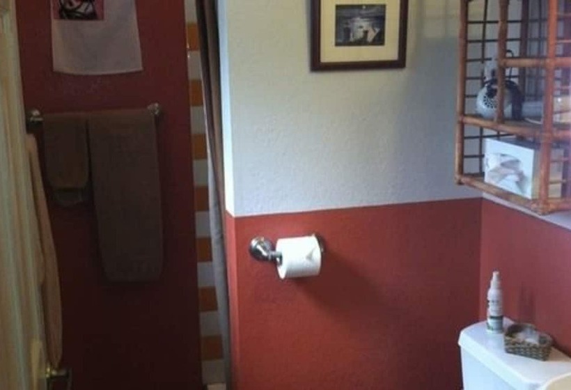 Elden Trails Bed And Breakfast