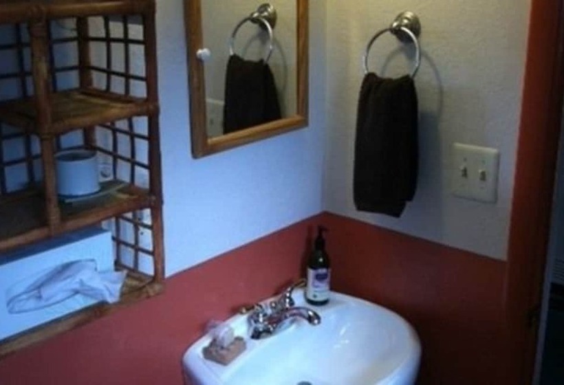 Elden Trails Bed And Breakfast