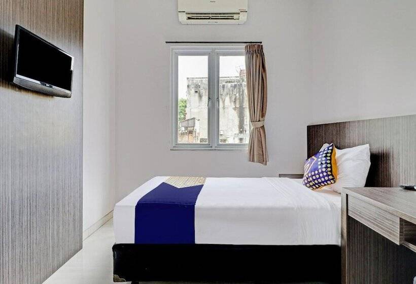 Хостел Spot On 90777 D’river Guest House