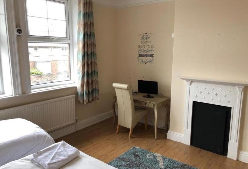 여관 The Bay Horse  Fulford