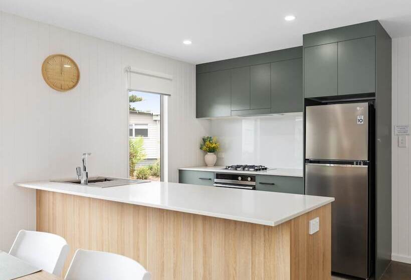 فندق Blue Lake Holiday Park