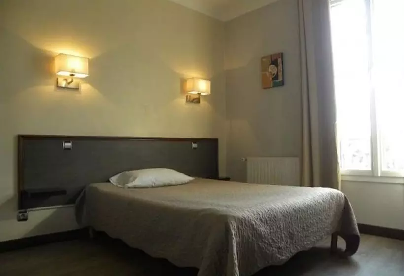 Hotelli Hôtel Le Bellevue Paris Porte D Orléans