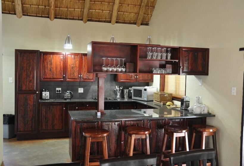 בית מלון כפרי Leriba Golf Lodge