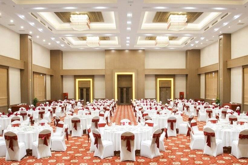 בית מלון כפרי Muong Thanh Luxury Vientiane