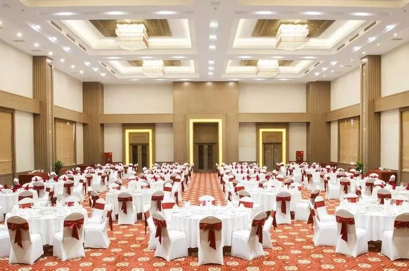 ホテル Muong Thanh Luxury Vientiane