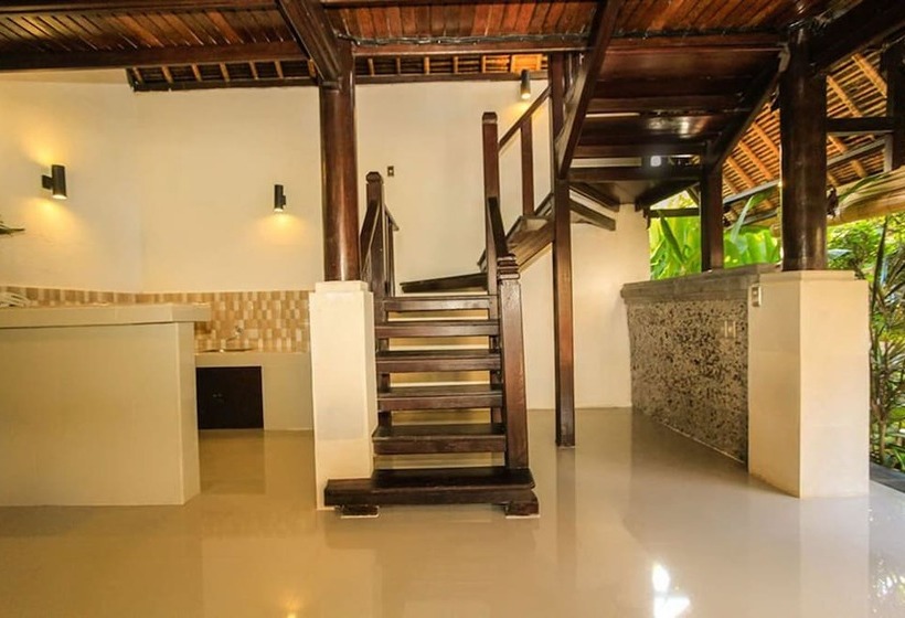 בית מלון כפרי Radiant Jepun Villa