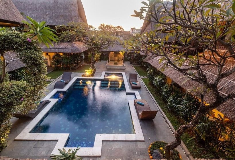 בית מלון כפרי Radiant Jepun Villa