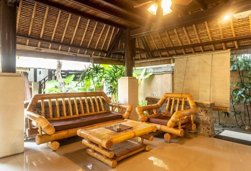 בית מלון כפרי Radiant Jepun Villa