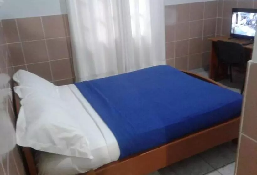 هتل Residence Saint Jacques Centre Ville Pointe Noire