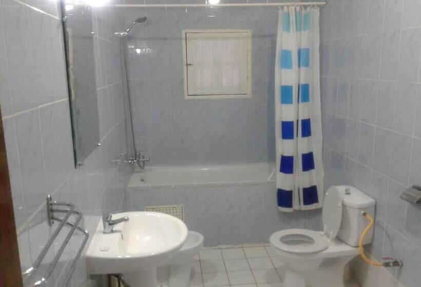 هتل Residence Saint Jacques Centre Ville Pointe Noire