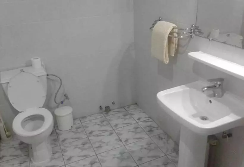 هتل Residence Saint Jacques Centre Ville Pointe Noire