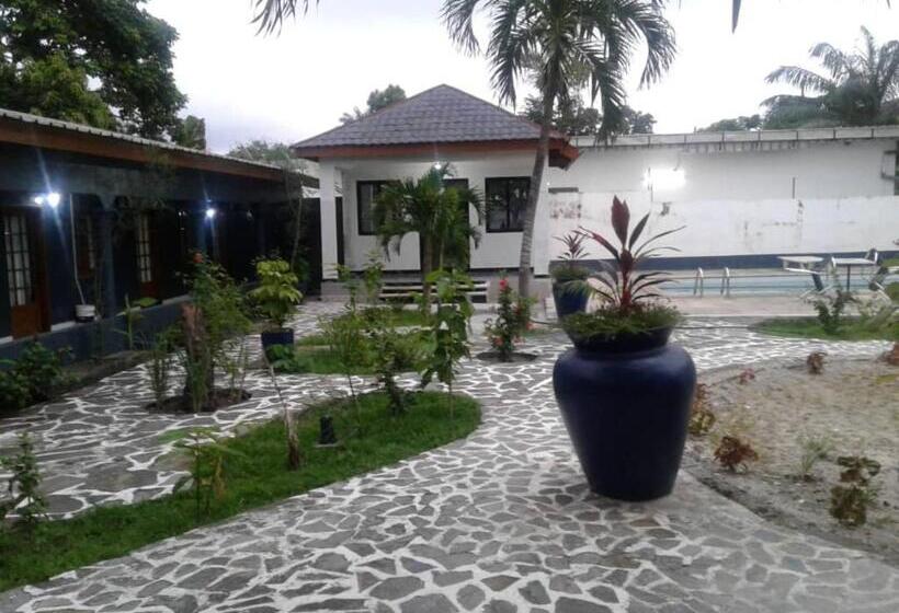 هتل Residence Saint Jacques Centre Ville Pointe Noire