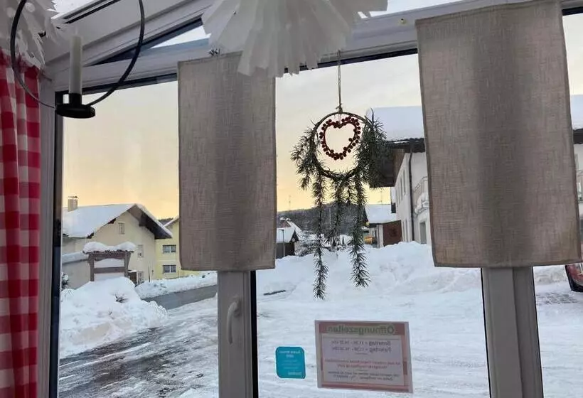 ホテル Zur Neuen Post Landgasthof