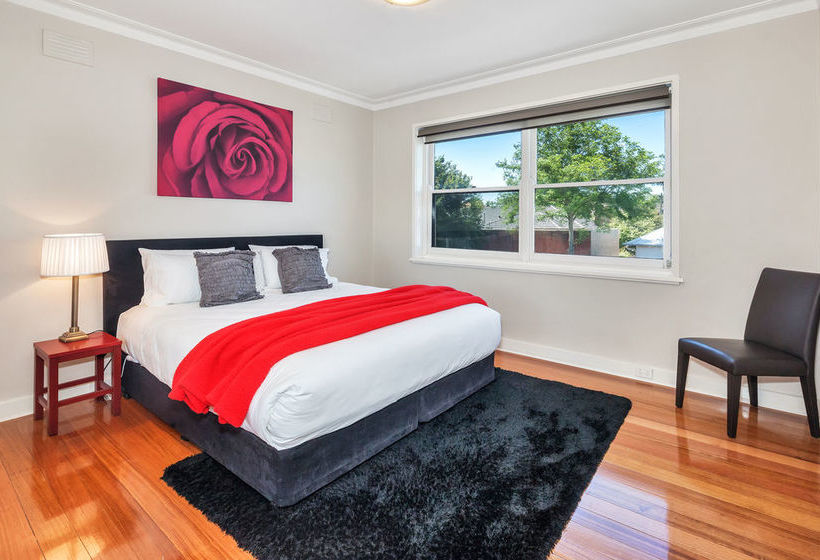 Lake Wendouree Luxury Apartments On Webster