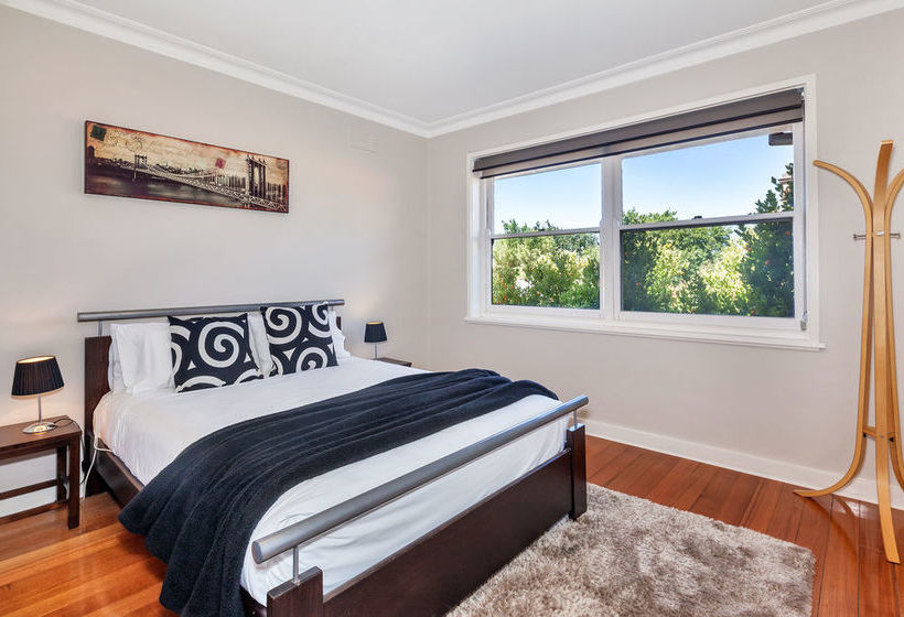 Lake Wendouree Luxury Apartments On Webster