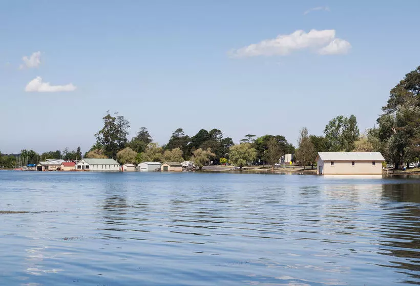 Lake Wendouree Luxury Apartments On Webster