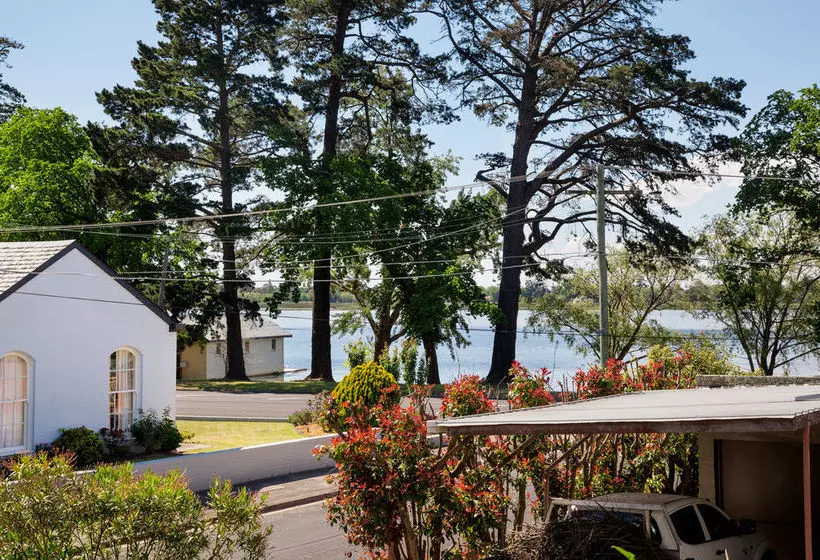 Lake Wendouree Luxury Apartments On Webster