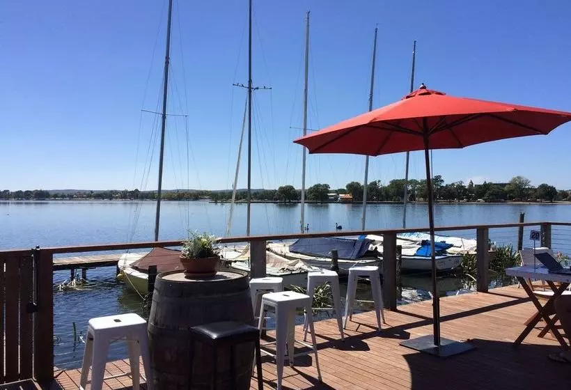 Lake Wendouree Luxury Apartments On Webster