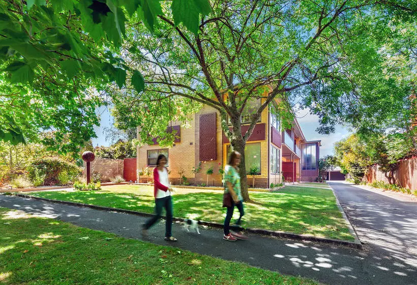 Lake Wendouree Luxury Apartments On Webster