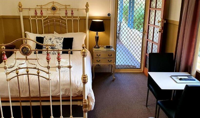 膳宿费 Coppers Hill Private Accommodation