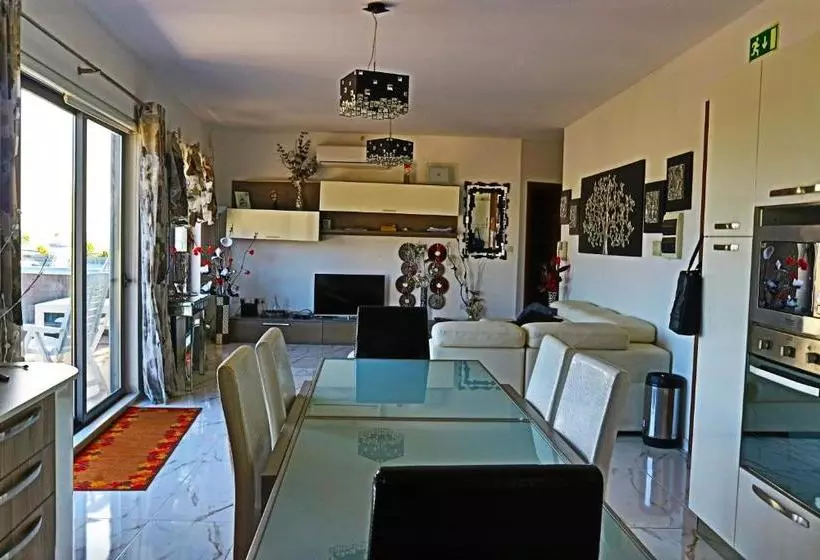 Stunning Views 4 Bedrooms Penthouse In Marsaxlokk
