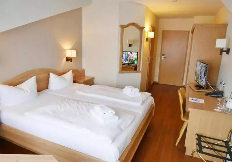 R&r Hotel Strandallee