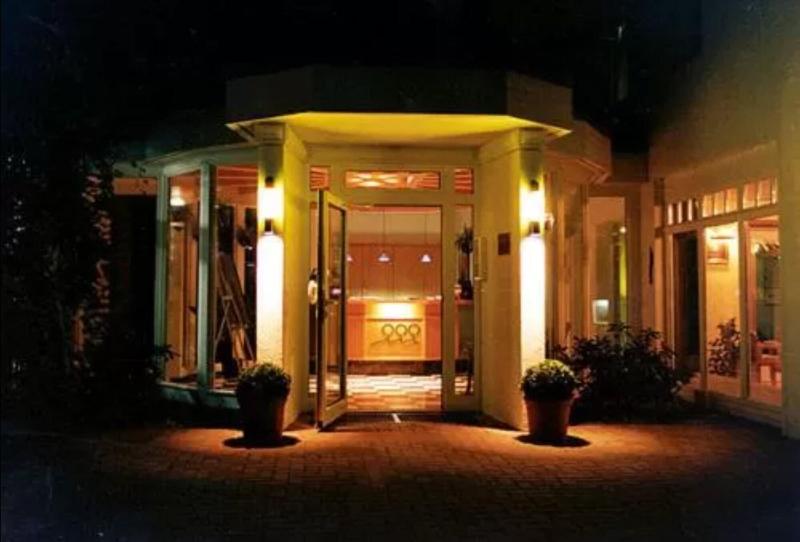 R&r Hotel Strandallee