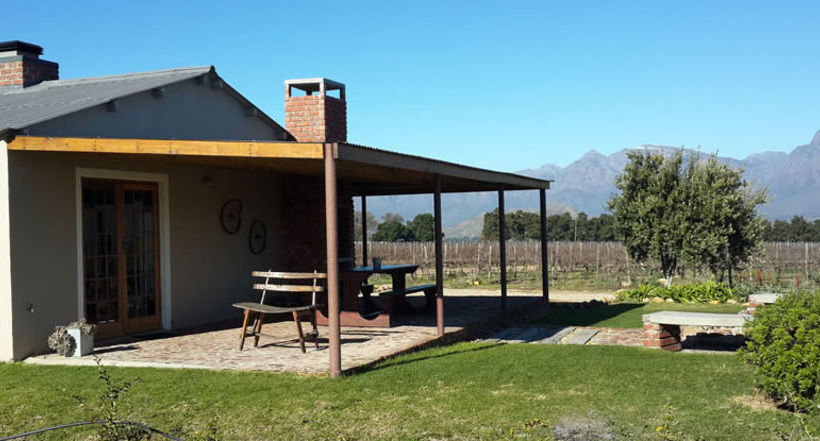 Seven Oaks Vineyard Cottages