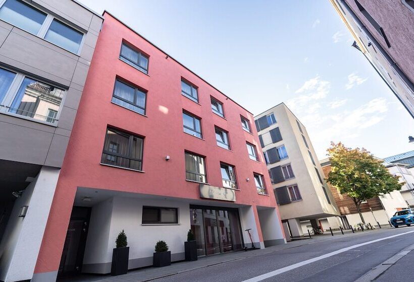 Altstadthotel Guesthouse Die Galerie