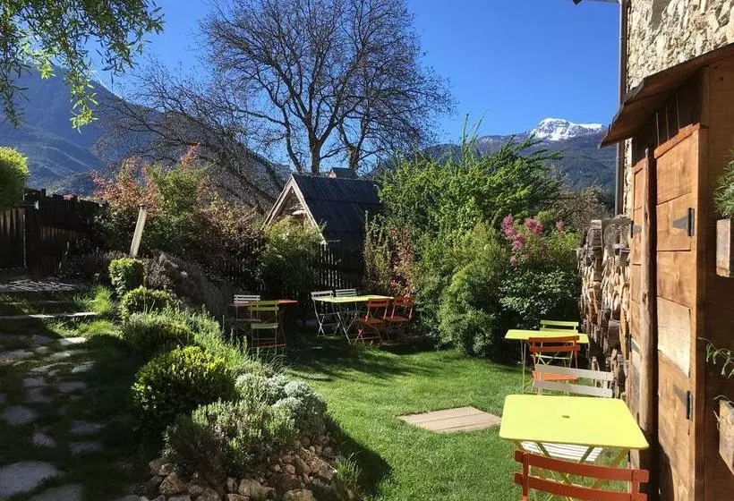 تختخواب و صبحانه Chambre D Hôtes La Font