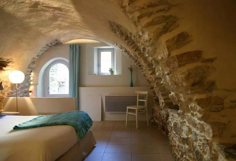 تختخواب و صبحانه Chambre D Hôtes La Font