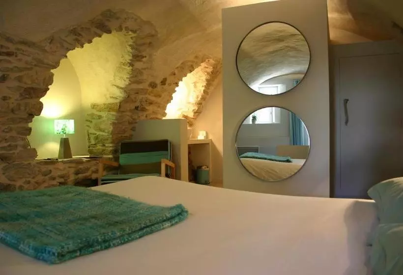 تختخواب و صبحانه Chambre D Hôtes La Font