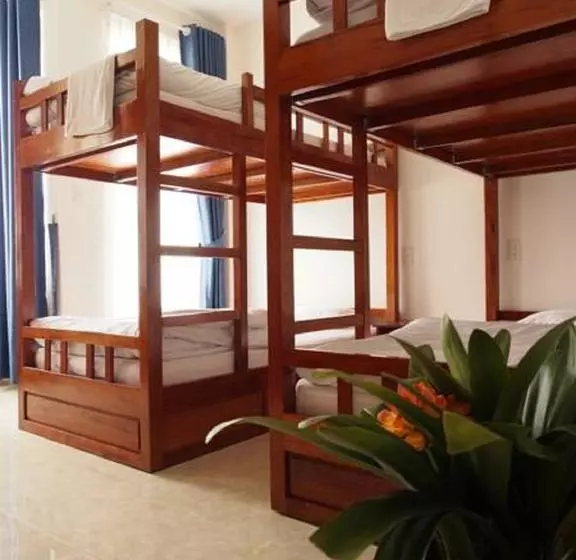 تختخواب و صبحانه Dalat Sunny Hostel