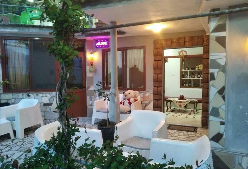 ベッドアンドブレックファースト Guest House Bake