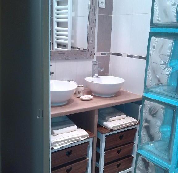 مبيت وإفطار La Clé Des Champs