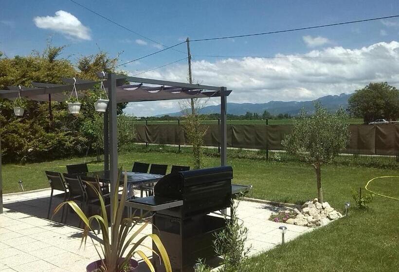 مبيت وإفطار La Clé Des Champs