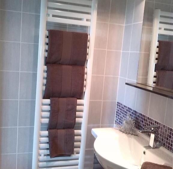 مبيت وإفطار La Clé Des Champs