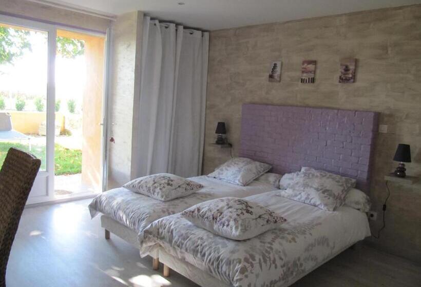 مبيت وإفطار La Clé Des Champs