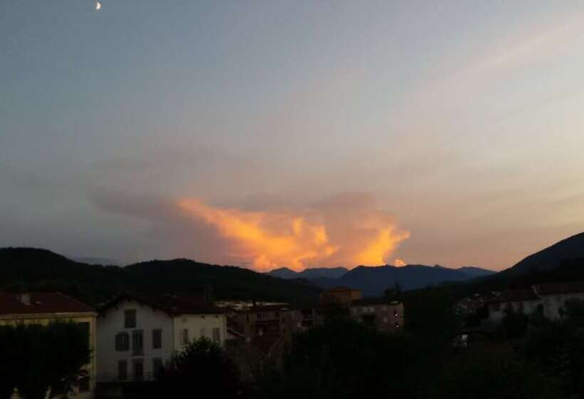 مبيت وإفطار L'enclos Des Jacobins