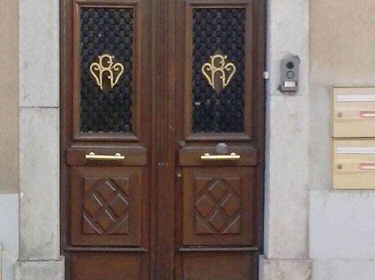 مبيت وإفطار L'enclos Des Jacobins