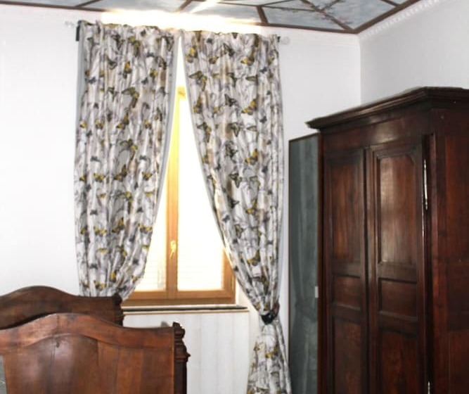 مبيت وإفطار L'enclos Des Jacobins